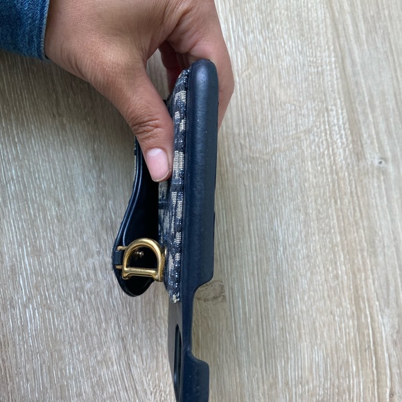 Christian Dior Authentic iPhone 11pro case - Picture 6 of 7